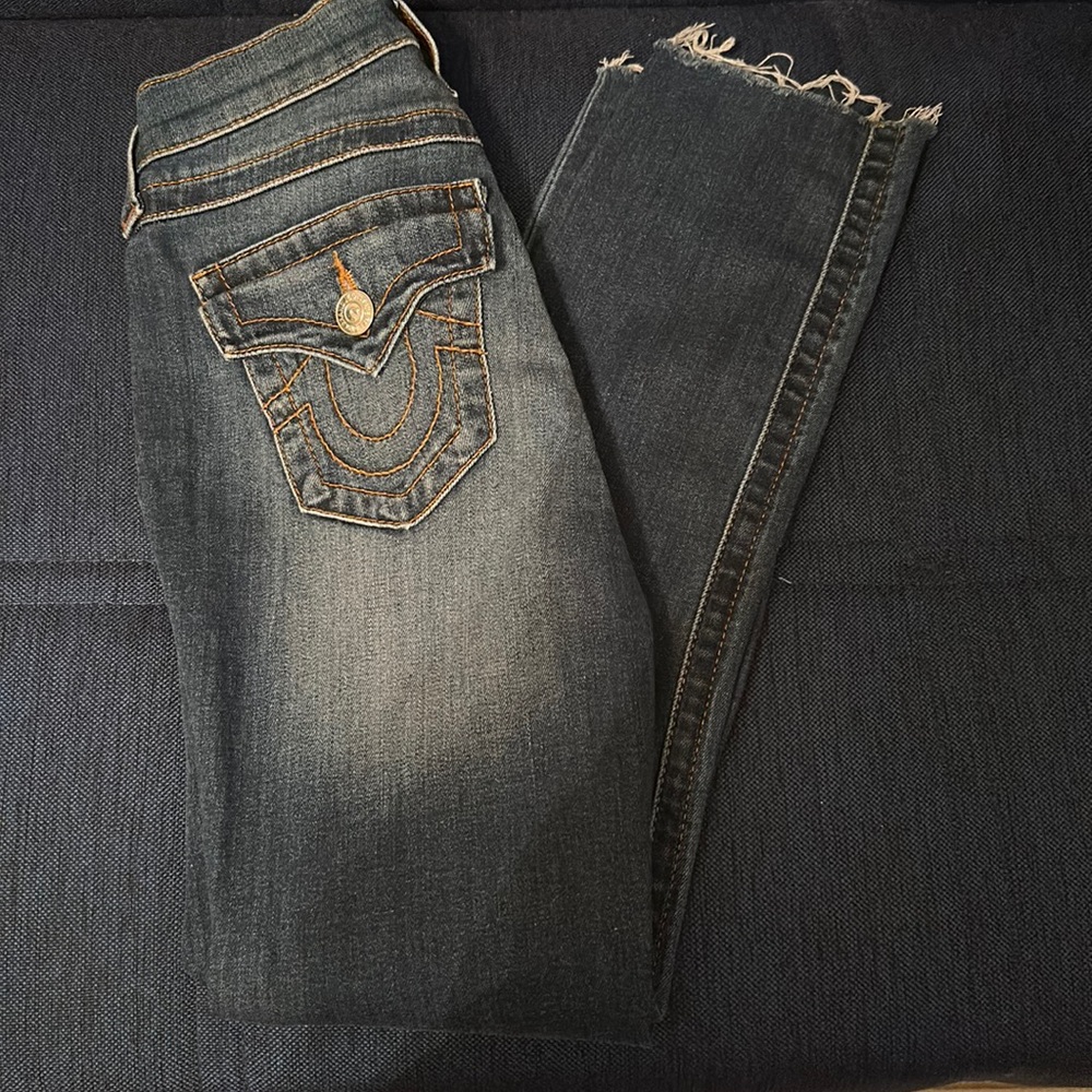 True Religion blue jeans 4button Ankle Skinny Jean (not too tight at bottom)